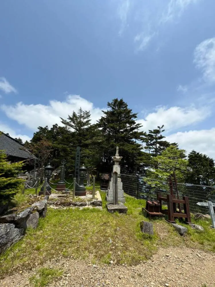 【登山活動】大峰山「山上ヶ岳」は壮大な光景が広がっていました。