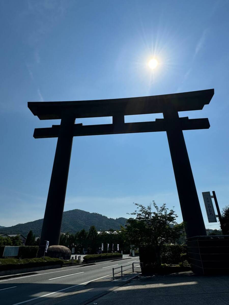 日本最古の神社「大神神社」の御神体・三輪山に登ってきました。