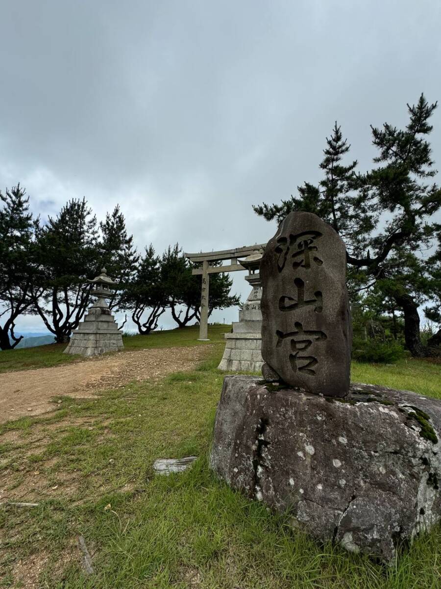 【登山日記】大阪北摂最高峰の深山。川も山も楽しめるハイキングコース。