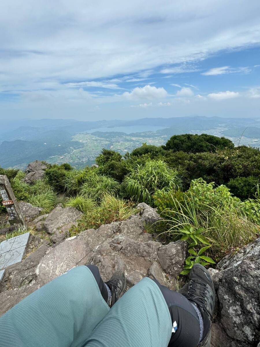 美しすぎる円錐形の山容の「開聞岳」グルッと山頂まで登りました