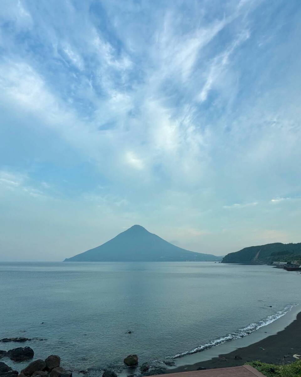 美しすぎる円錐形の山容の「開聞岳」グルッと山頂まで登りました