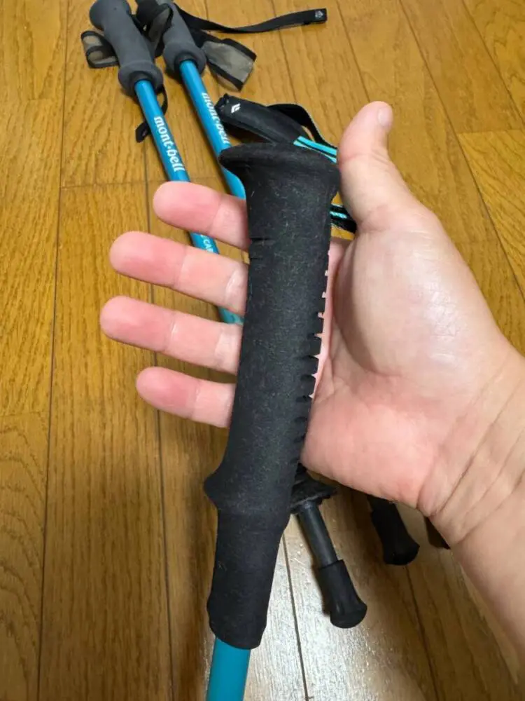 ブラックダイヤモンド「Distance Carbon Z」折り畳みで超軽量な
