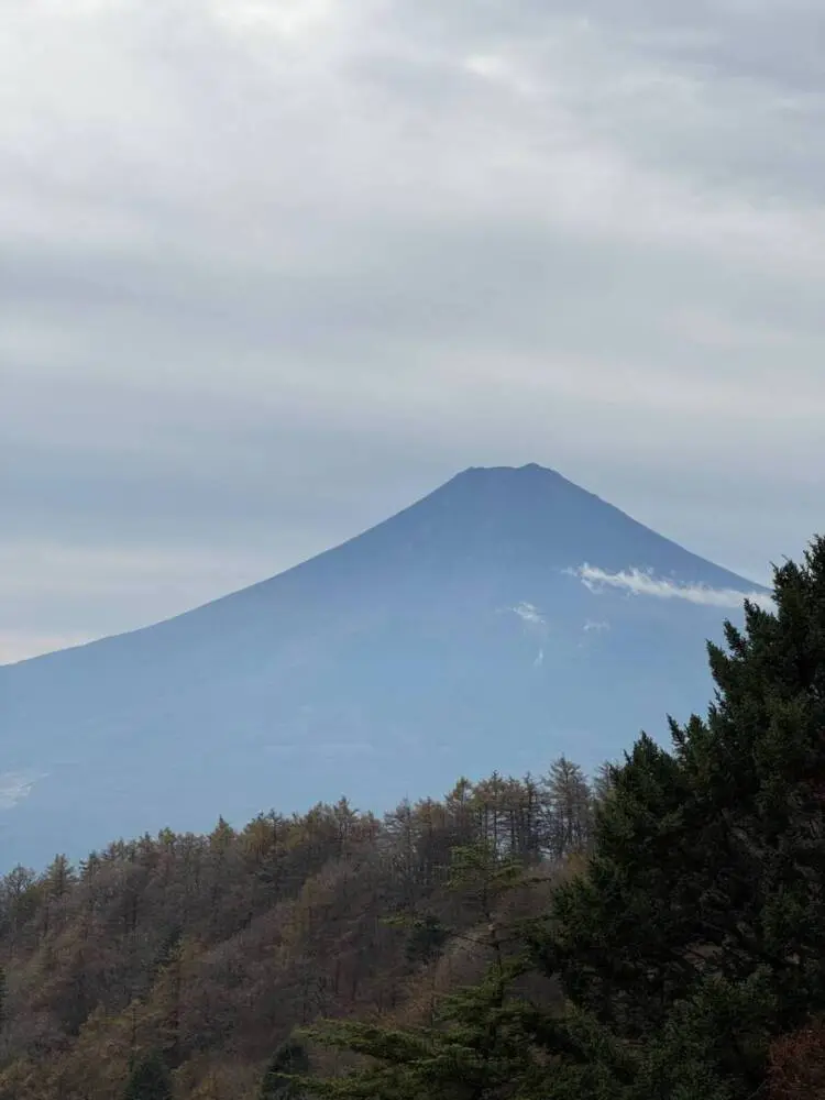 富士山 新幹線より見られた9月の富士山』富士(静岡県)の旅行記・ブログ by