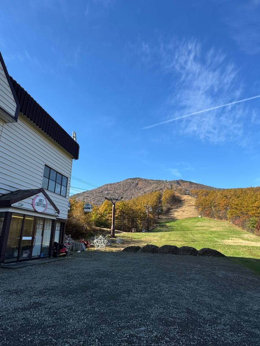 青く美しく広がる「ほんとの空」が見れる日本百名山『安達太良山』