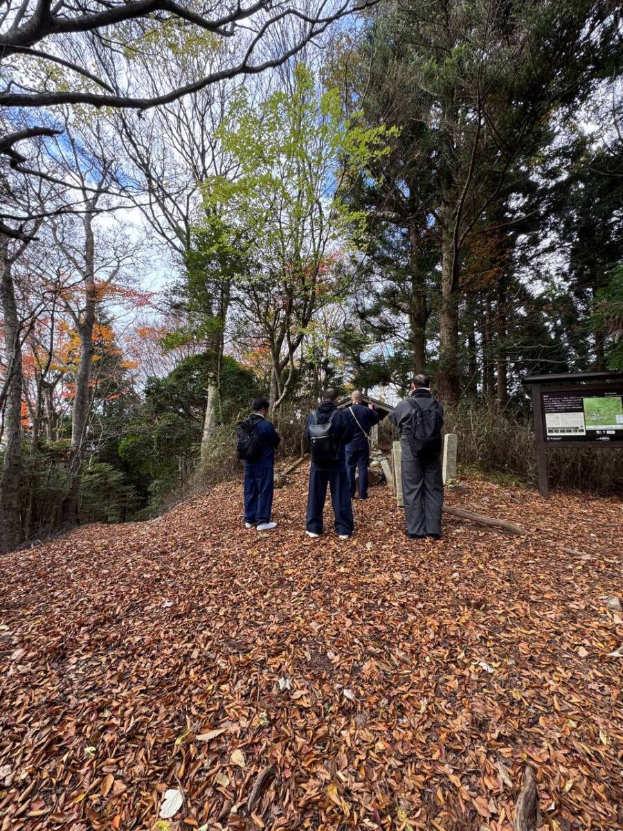 奥の院を中心に蓮の花にたとえられた女人道を辿る巡礼登山 『高野三山』