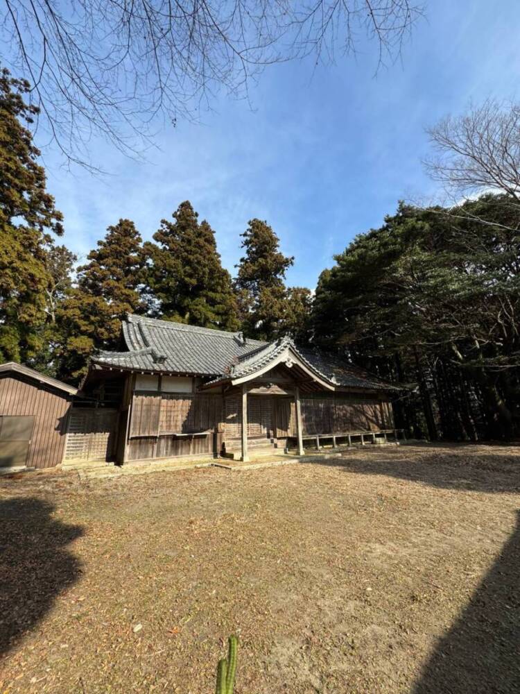 山頂からは須磨アルプスや淡路島が見える丹上山地の主峰「帝釈山」