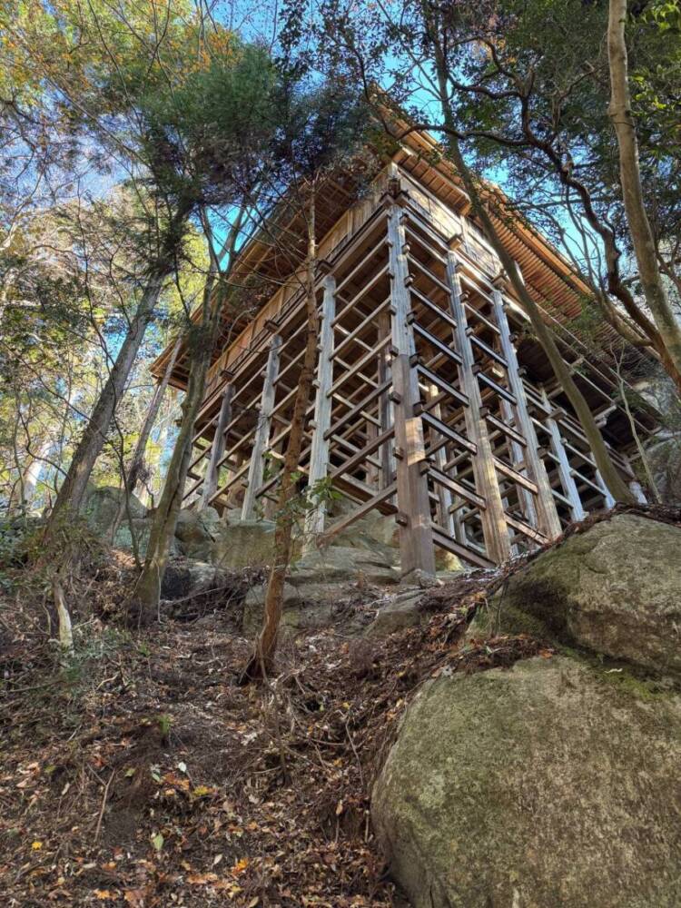 琵琶湖の南側、湖南アルプスの不動寺の霊峰「太神山」に登ってきました