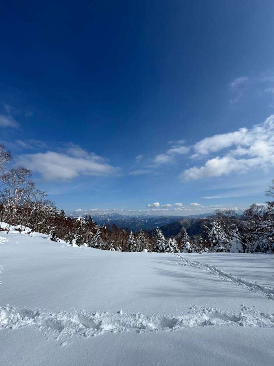 雪山をめっちゃ楽しめる岐阜県の楽しい山『位山』