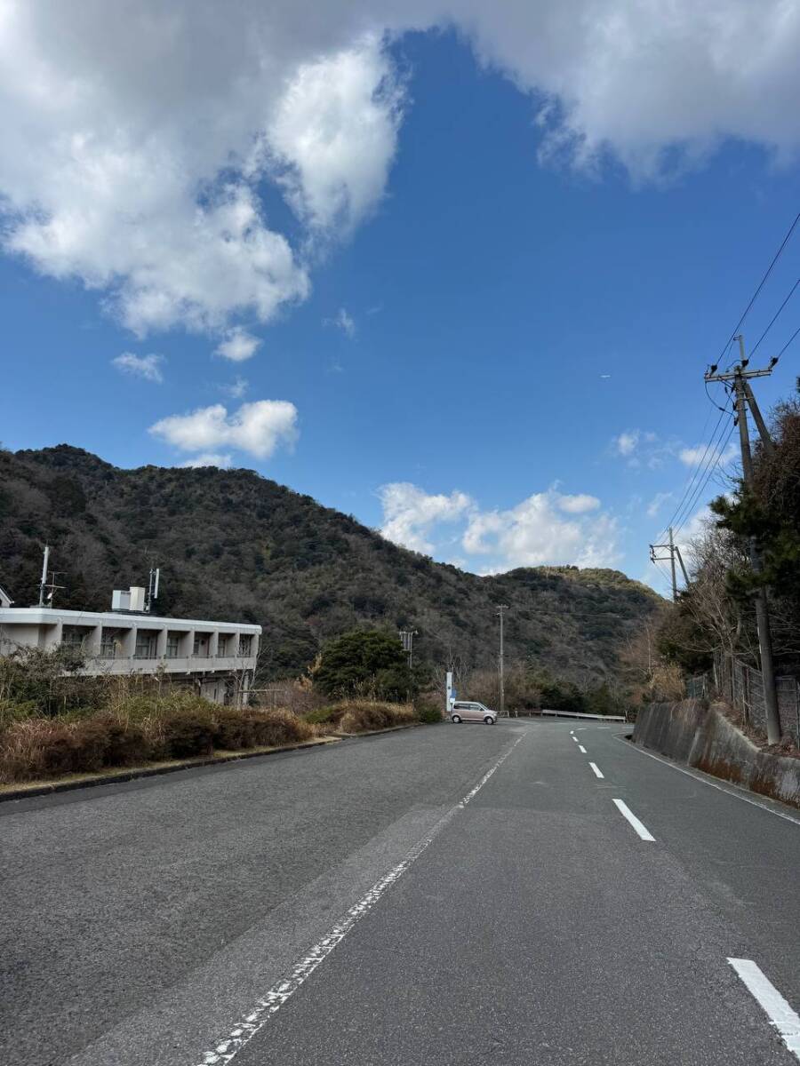 淡路島最高峰「諭鶴羽山」自然や海、神社など見どころ沢山の山