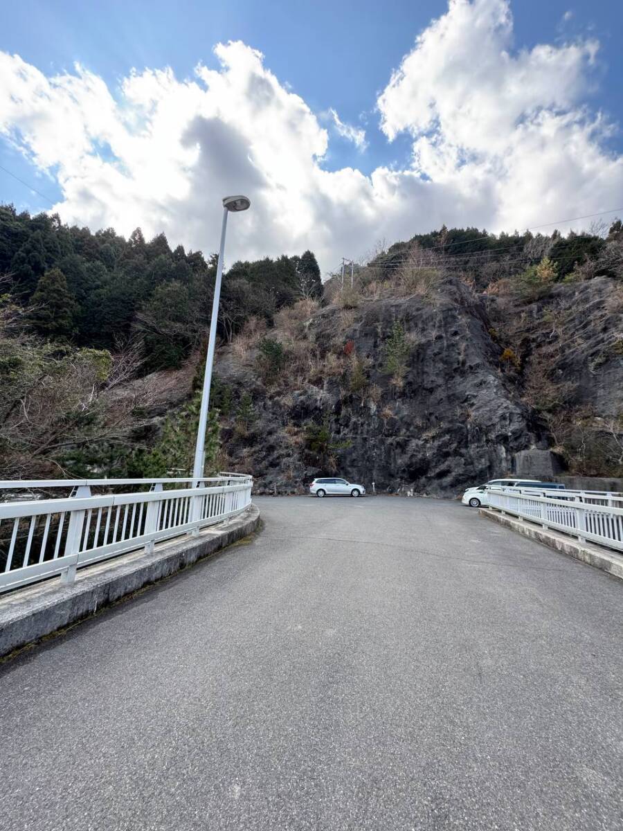 淡路島最高峰「諭鶴羽山」自然や海、神社など見どころ沢山の山