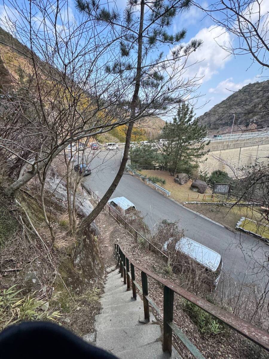 淡路島最高峰「諭鶴羽山」自然や海、神社など見どころ沢山の山