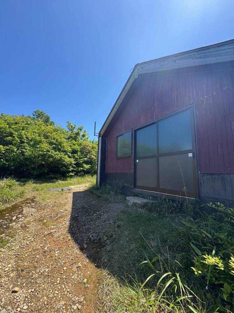 つるが富士とも呼ばれる古代より美しい山容の山『野坂岳』