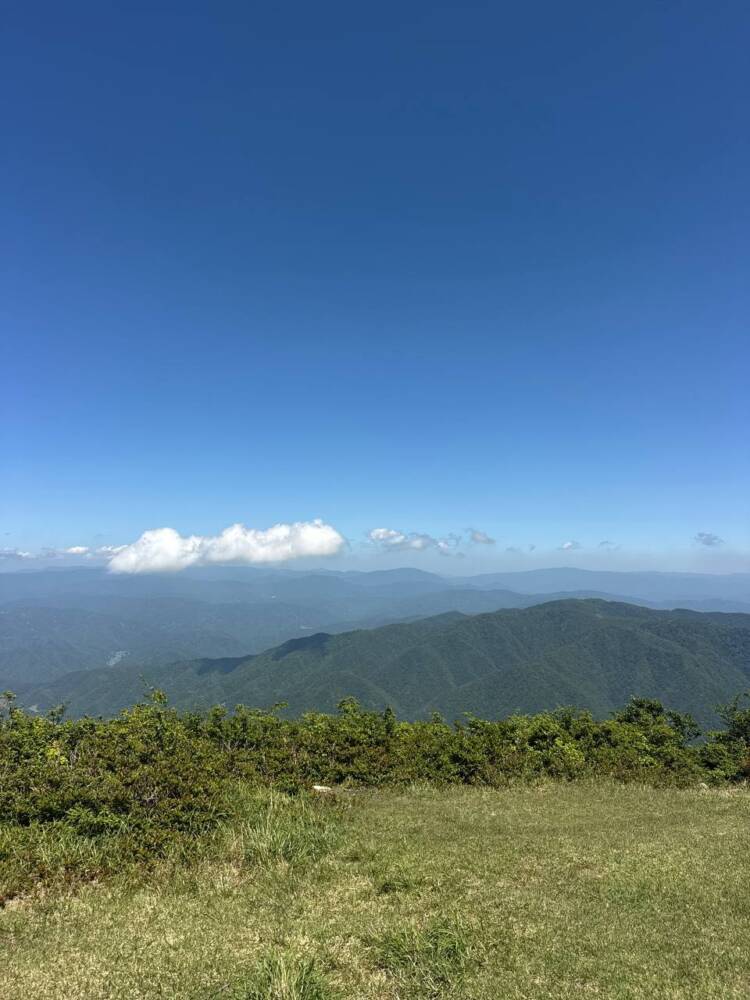 つるが富士とも呼ばれる古代より美しい山容の山『野坂岳』