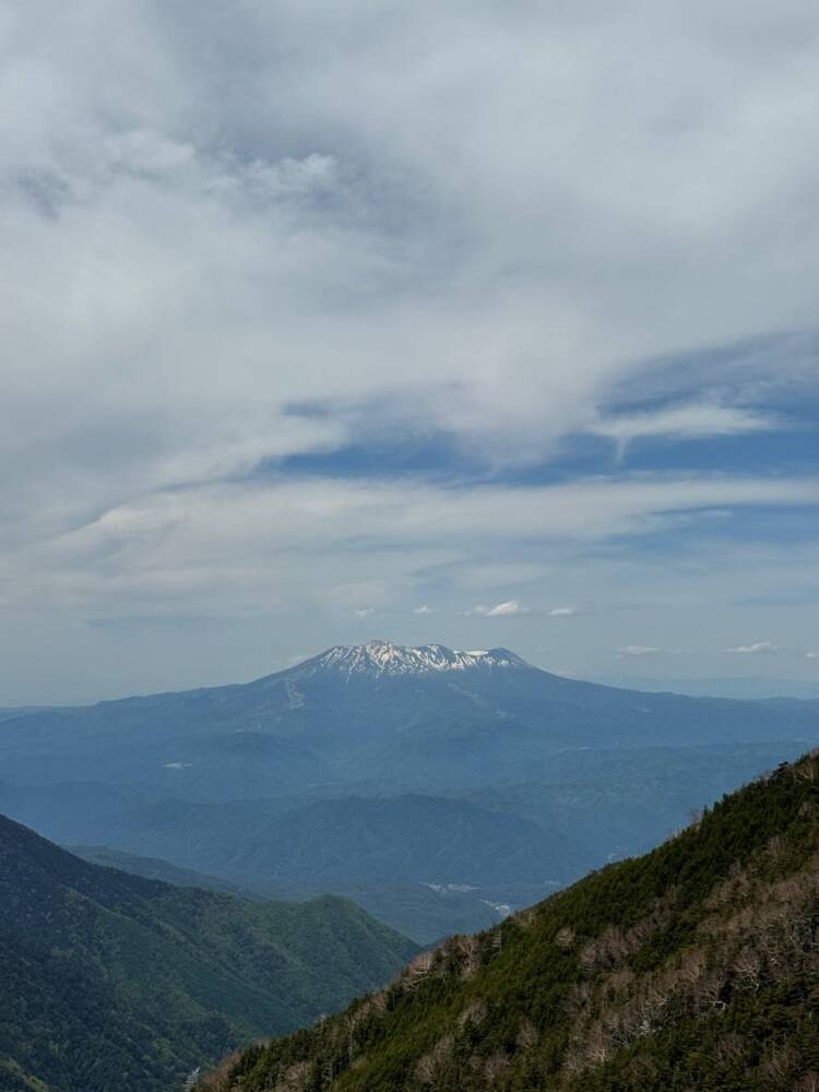 登るのは大変だが360度の絶景が広がる中央アルプスの山『将棊頭山』