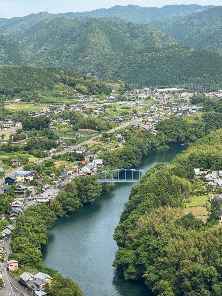 岐阜県のグランドキャニオンが絶景すぎた『遠見山』