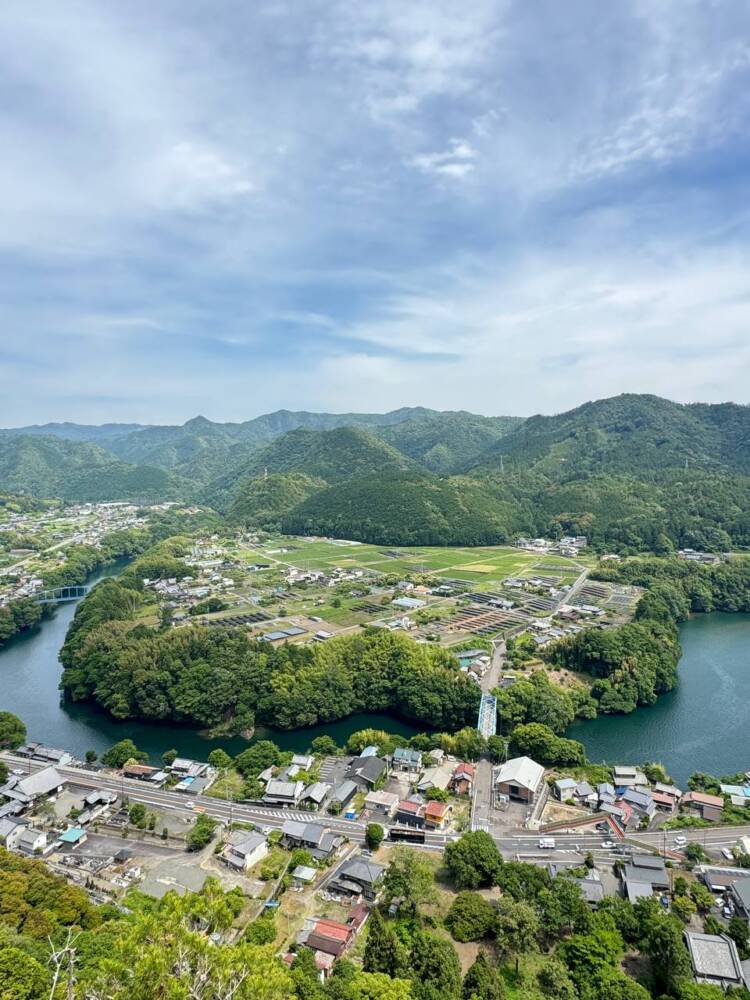岐阜県のグランドキャニオンが絶景すぎた『遠見山』