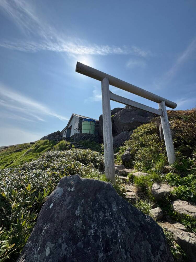 言葉では表せられないほど絶景が広がる東北の名峰『鳥海山』
