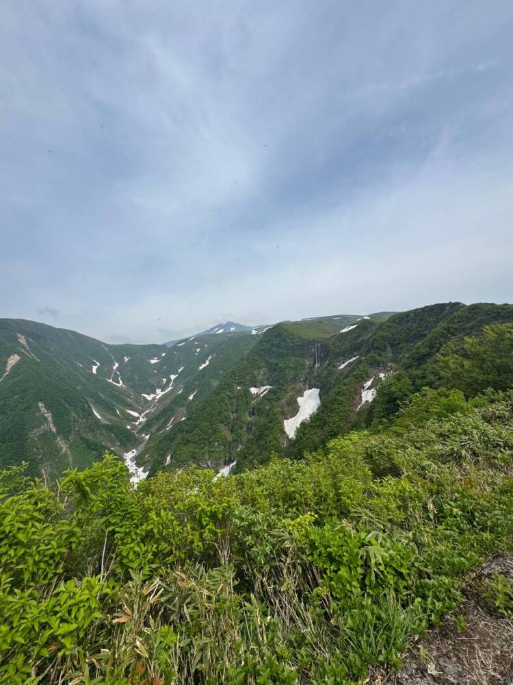 言葉では表せられないほど絶景が広がる東北の名峰『鳥海山』