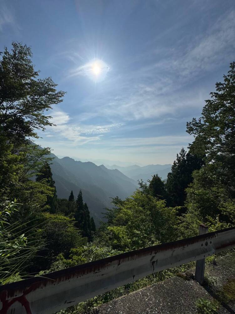 大峯山脈の山深い地にある数々の伝承が残る山 『笠捨山』