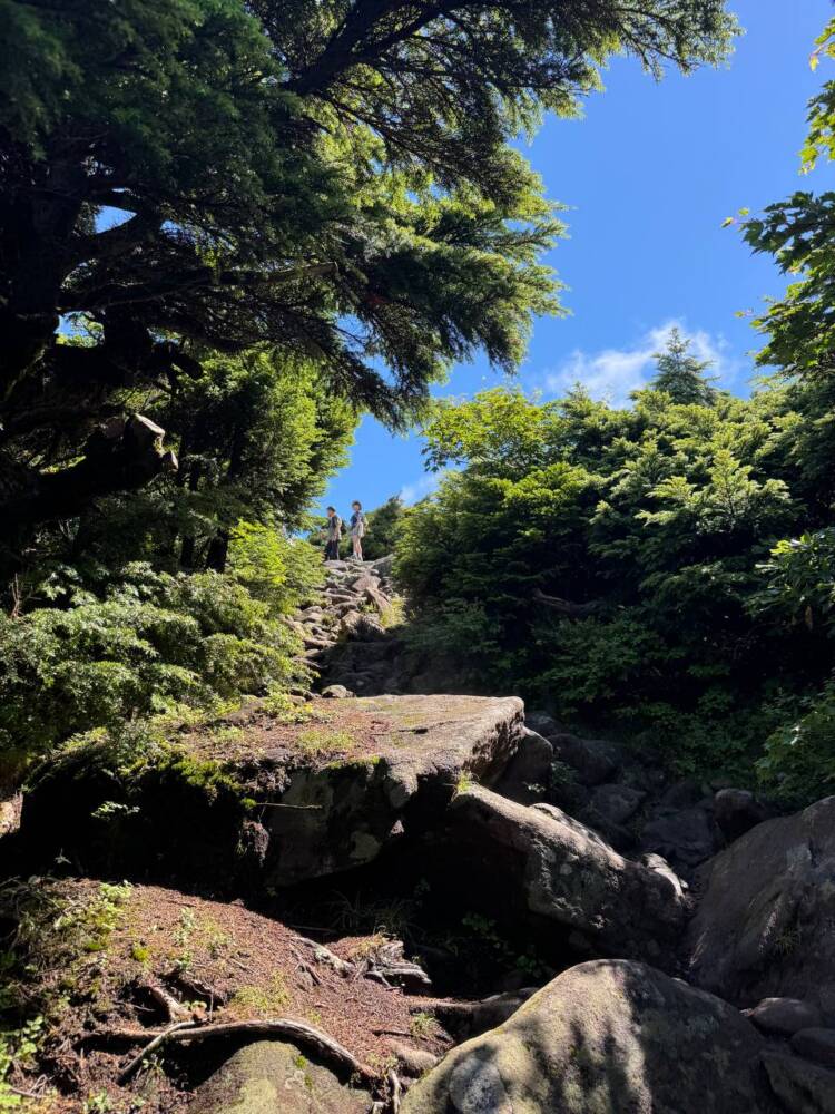 ロープウェイ、リフトを利用して吾妻山連峰の最高峰『西吾妻山』