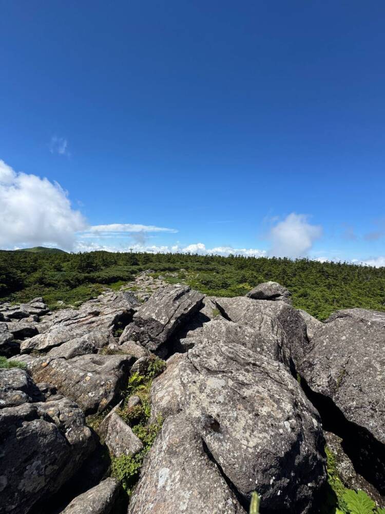 ロープウェイ、リフトを利用して吾妻山連峰の最高峰『西吾妻山』
