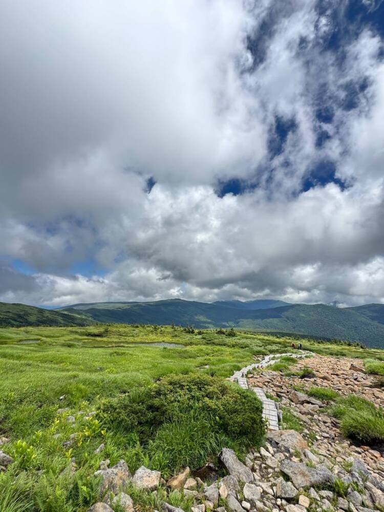 ロープウェイ、リフトを利用して吾妻山連峰の最高峰『西吾妻山』