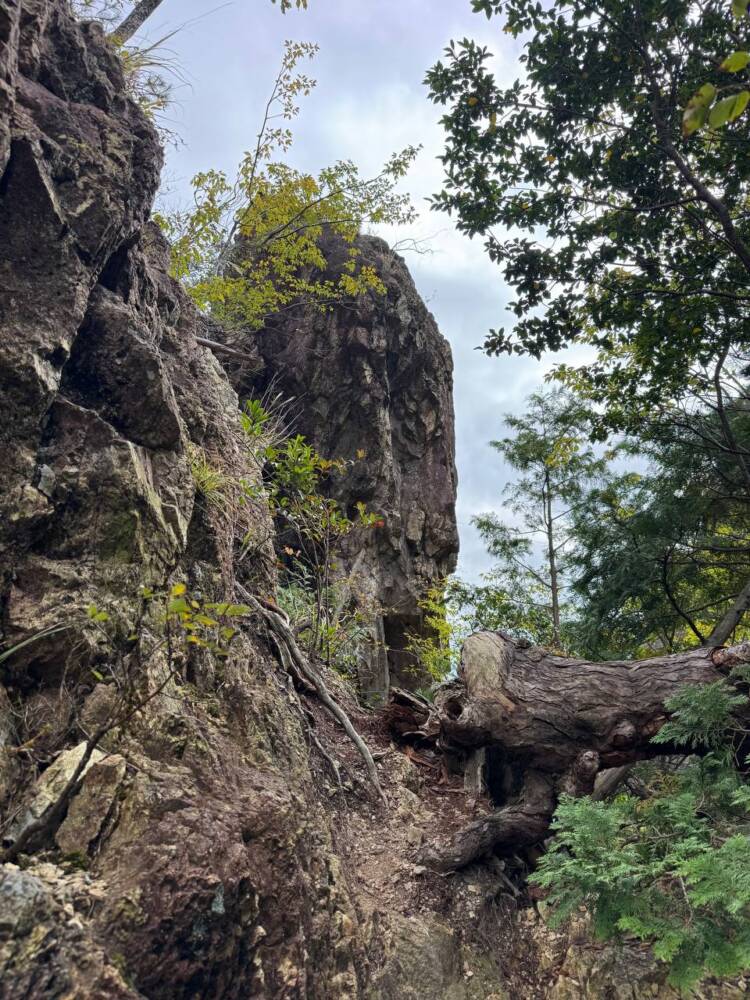 全身で岩登りを楽しめる日本三彦山の修験道の地『雪彦山』