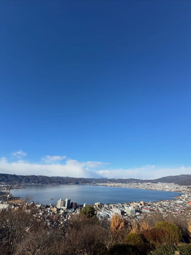 諏訪湖を見に来ました😃気温は0度😱  #諏訪湖 #観光 #立石公園